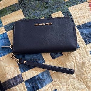 Leather Continental Wristlet